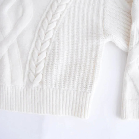Elizabeth and James Cream Cable Knit Slightly Cropped Mockneck Sweater Med - Picture 6 of 12